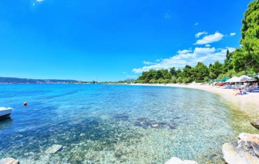Sutra sunčano i vedro UZ TEMPERATURE IZNAD 30 STUPNJEVA 