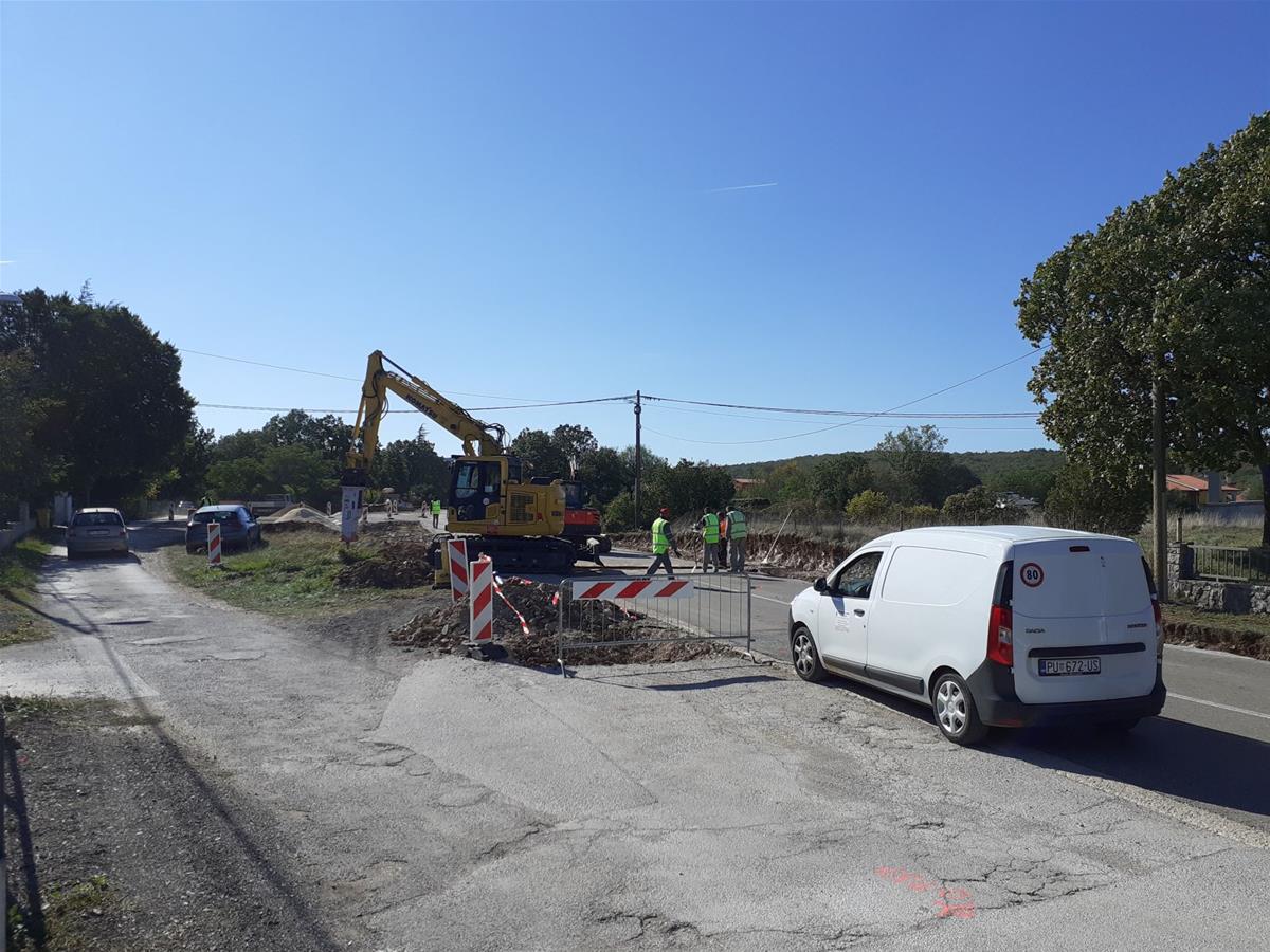 LABIN Nastavljeni radovi na obnovi glavne prometnice u naselju Kapelica