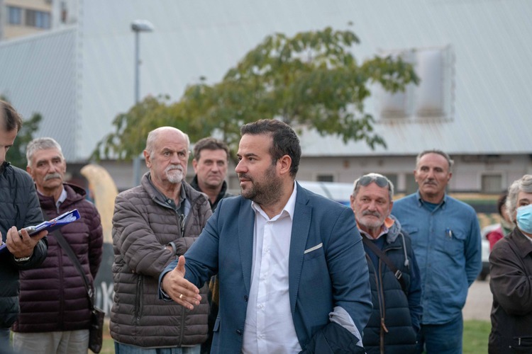 PULA Gradonačelnik i suradnici posjetili stanovnike Gregovice i Šijana. Danas na redu Štinjan i Veli Vrh
