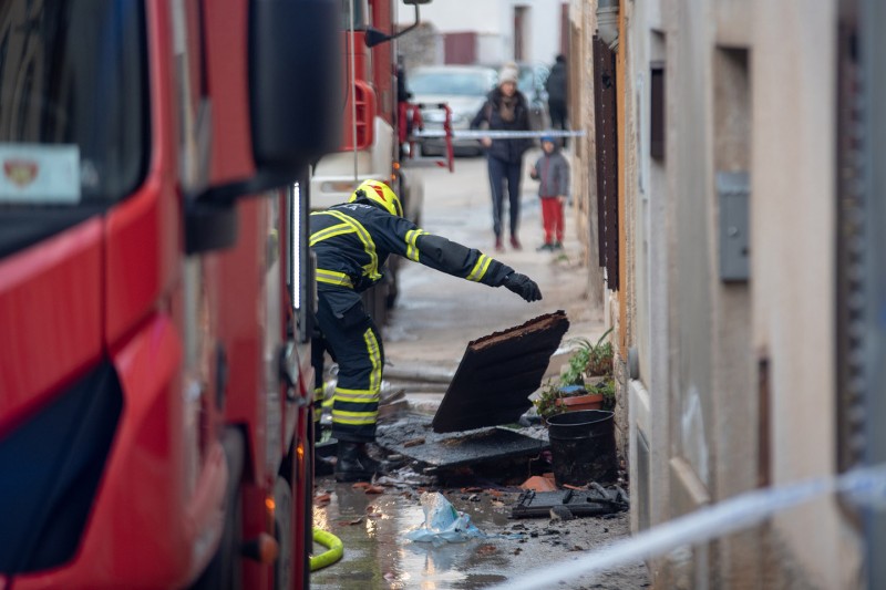 U požaru u centru Vodnjana izgorjela kuća