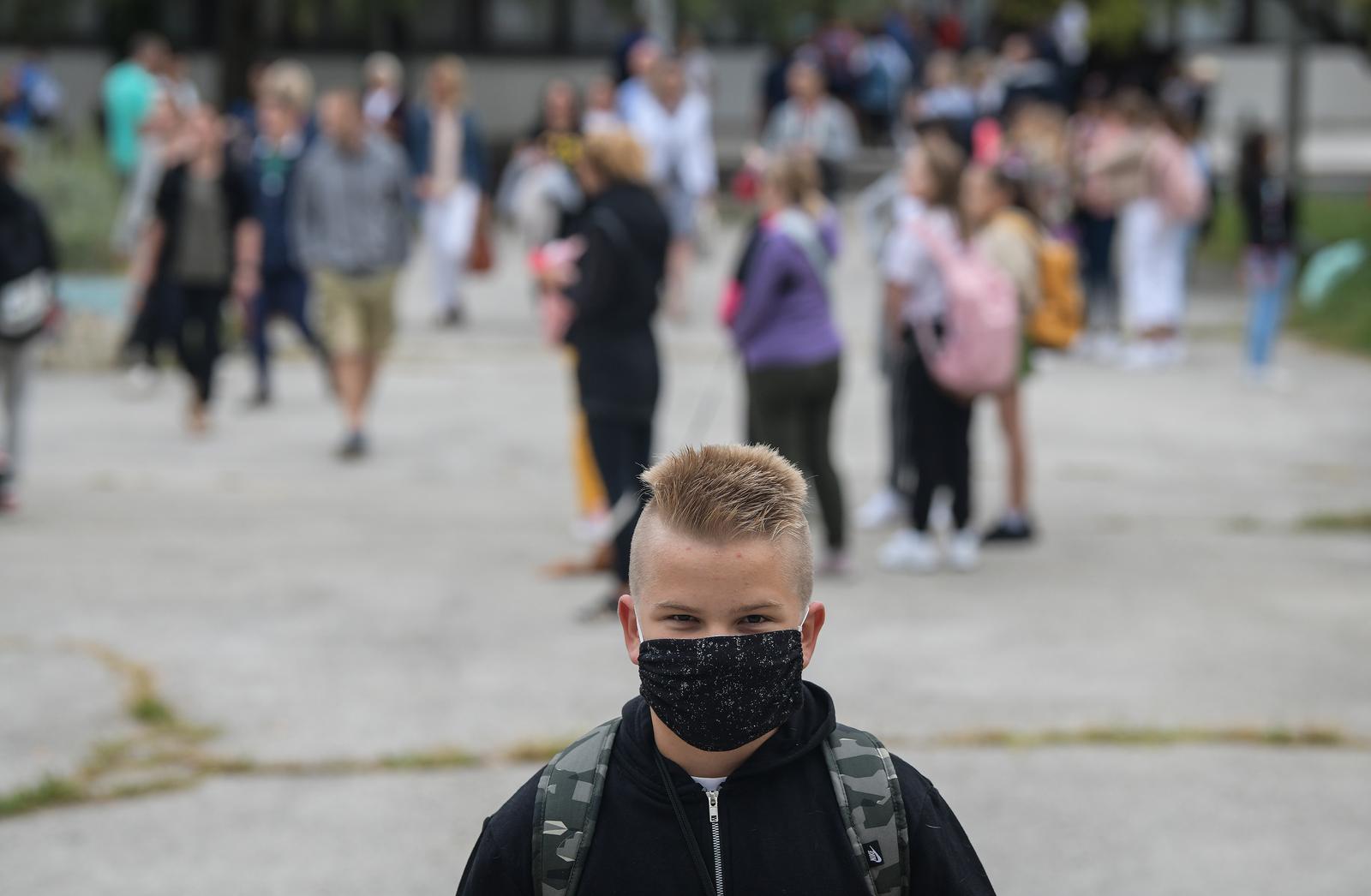 NOVI PLAN ZA UČENIKE Covid testiranje školske djece svakog ponedjeljka