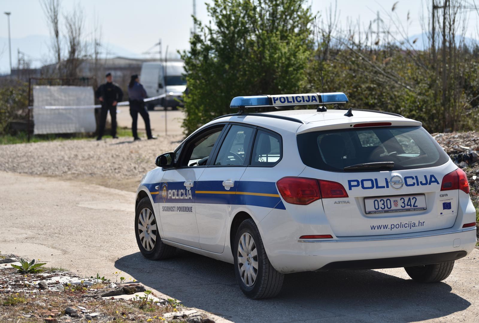 STRAŠNA TRAGEDIJA IZMEĐU ŽMINJA I KANFANARA U naletu vlaka poginula jedna osoba