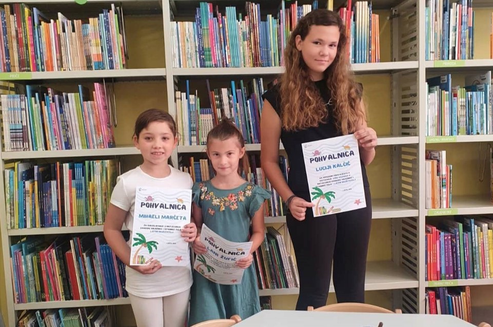 ONE SU NAŠA BUDUĆNOST! Lana, Teodora i Lucija tijekom ljeta pročitale čak 343 knjige