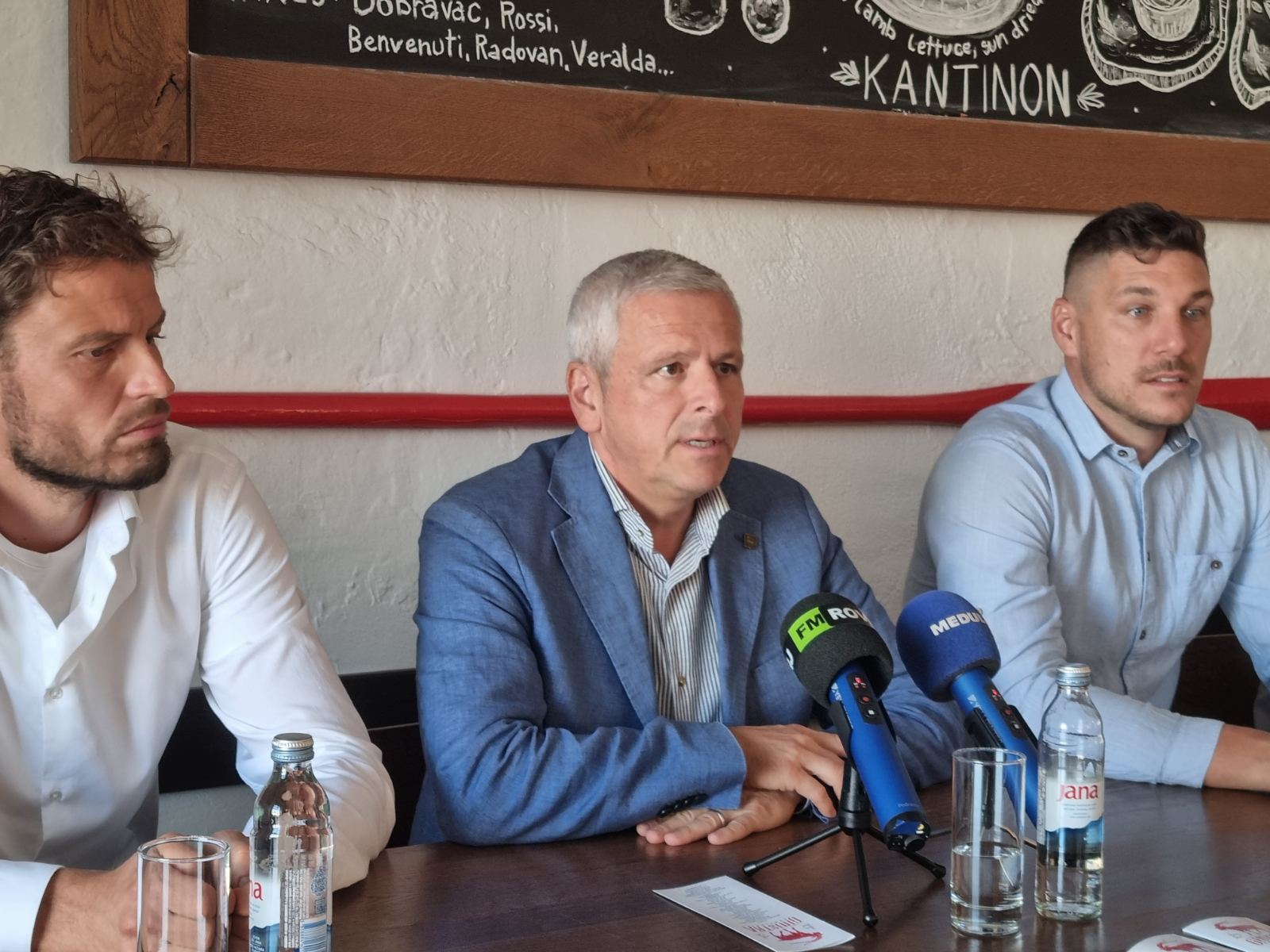 2GinIstra_-_Konf_za_medije_6.jpg