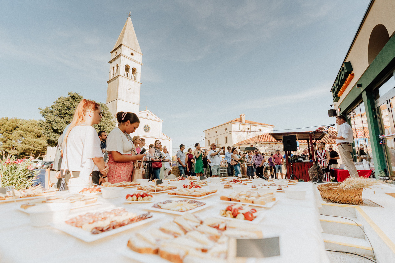 Kaštelir_-_Butiga_-_Tasting_10-_20230714.jpeg