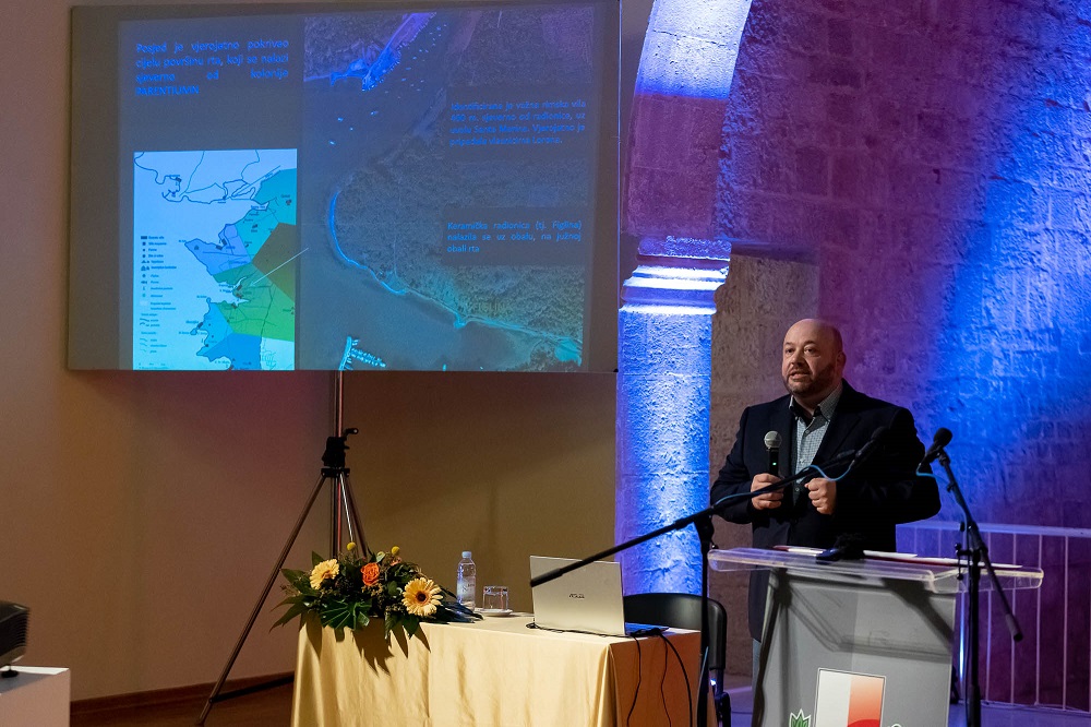 Predavanje_Gaetano_benčić.jpg