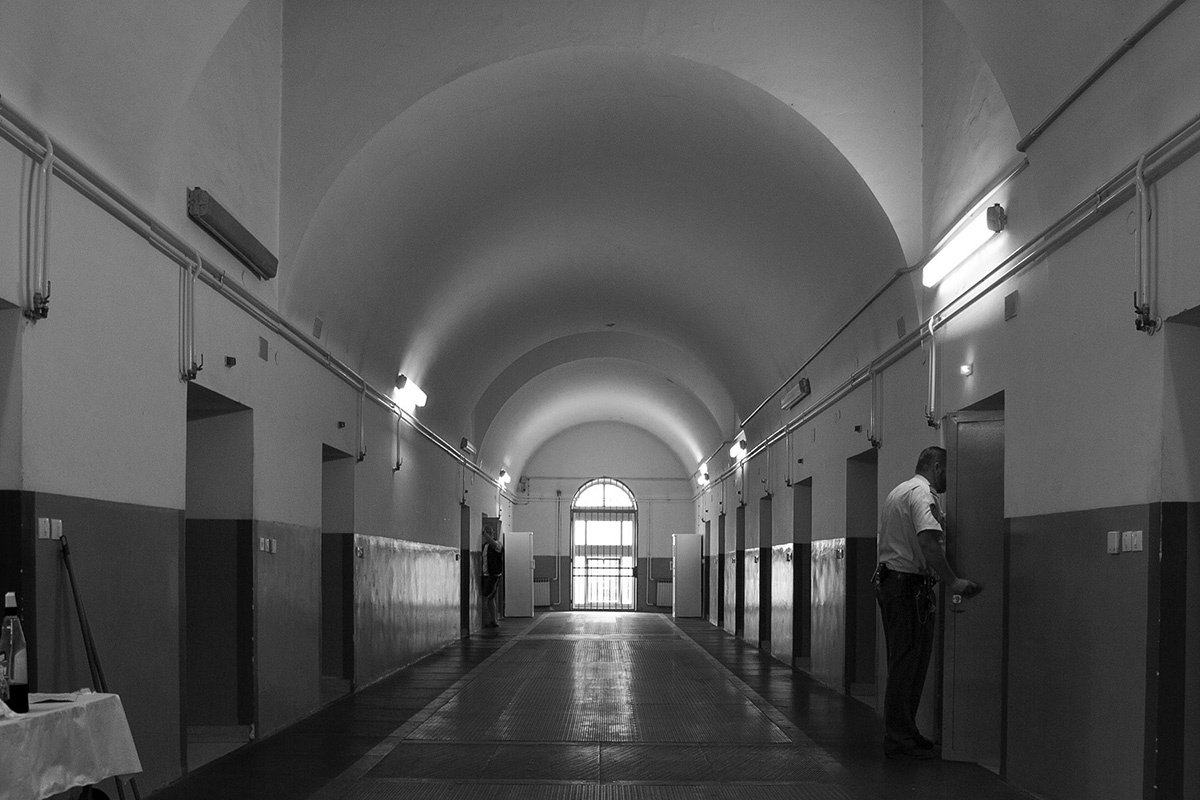 Mladom Albancu koji je zbog krijumčarenja ljudi uhićen kod Buzeta, određen ISTRAŽNI ZATVOR
