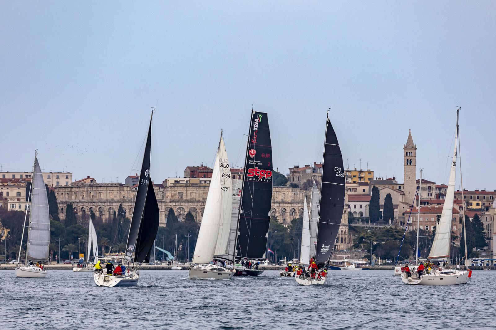 2. FULL MOON REGATA Bliži se ovogodišnje izdanje jedriličarskog spektakla u Puli