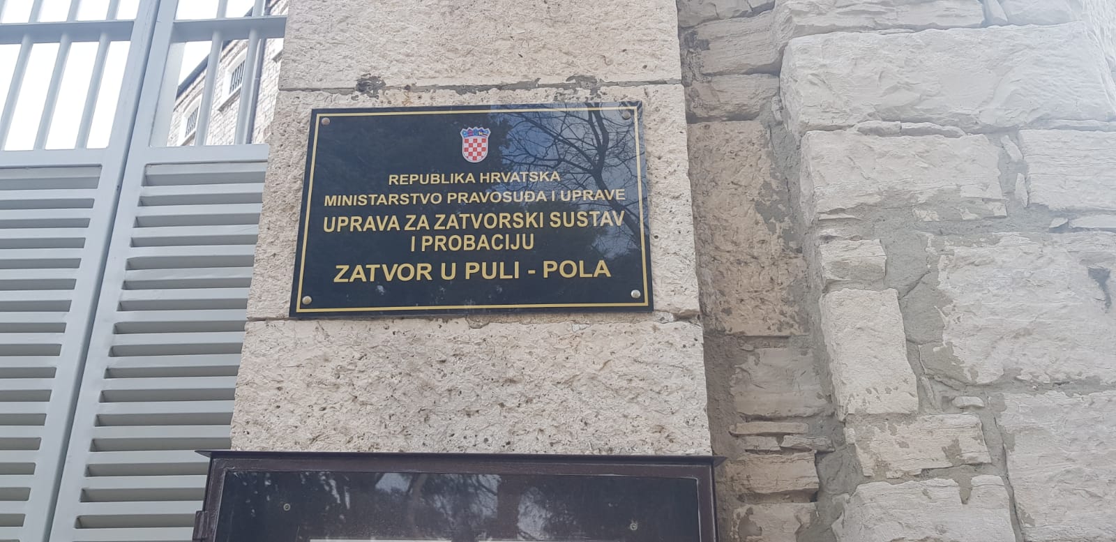 Mladom Ukrajincu koji je kroz Istru 'švercao' Sirijce, određen istražni zatvor