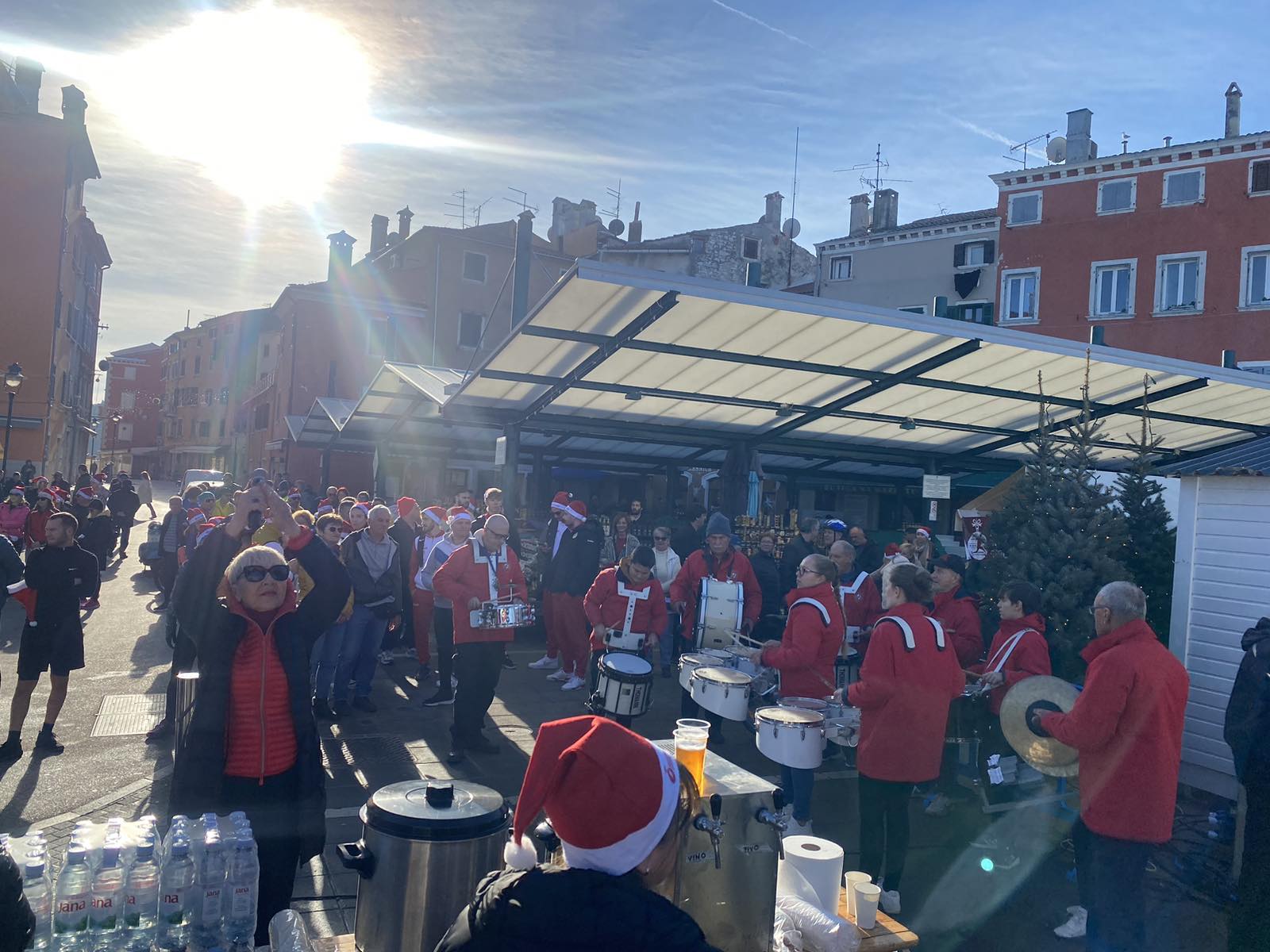 IMG 9a8de2de4d5ca76eaf781aa33a820b00 V