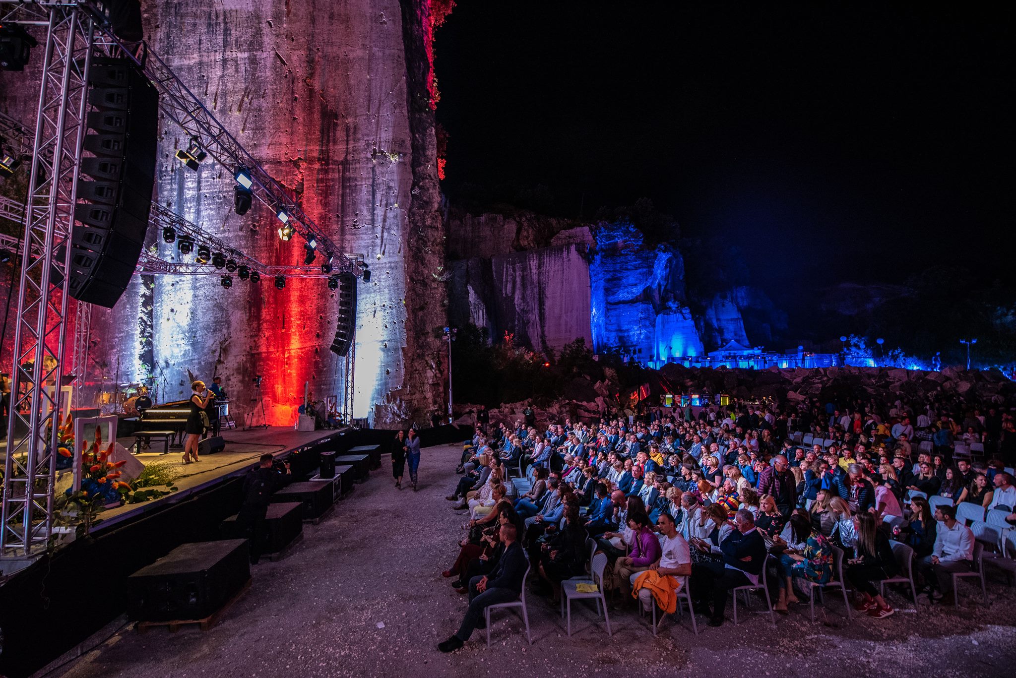 Festival s notom humanosti: Rocks&Stars @ Cave Romane s parterima oprema pedijatriju pulske bolnice