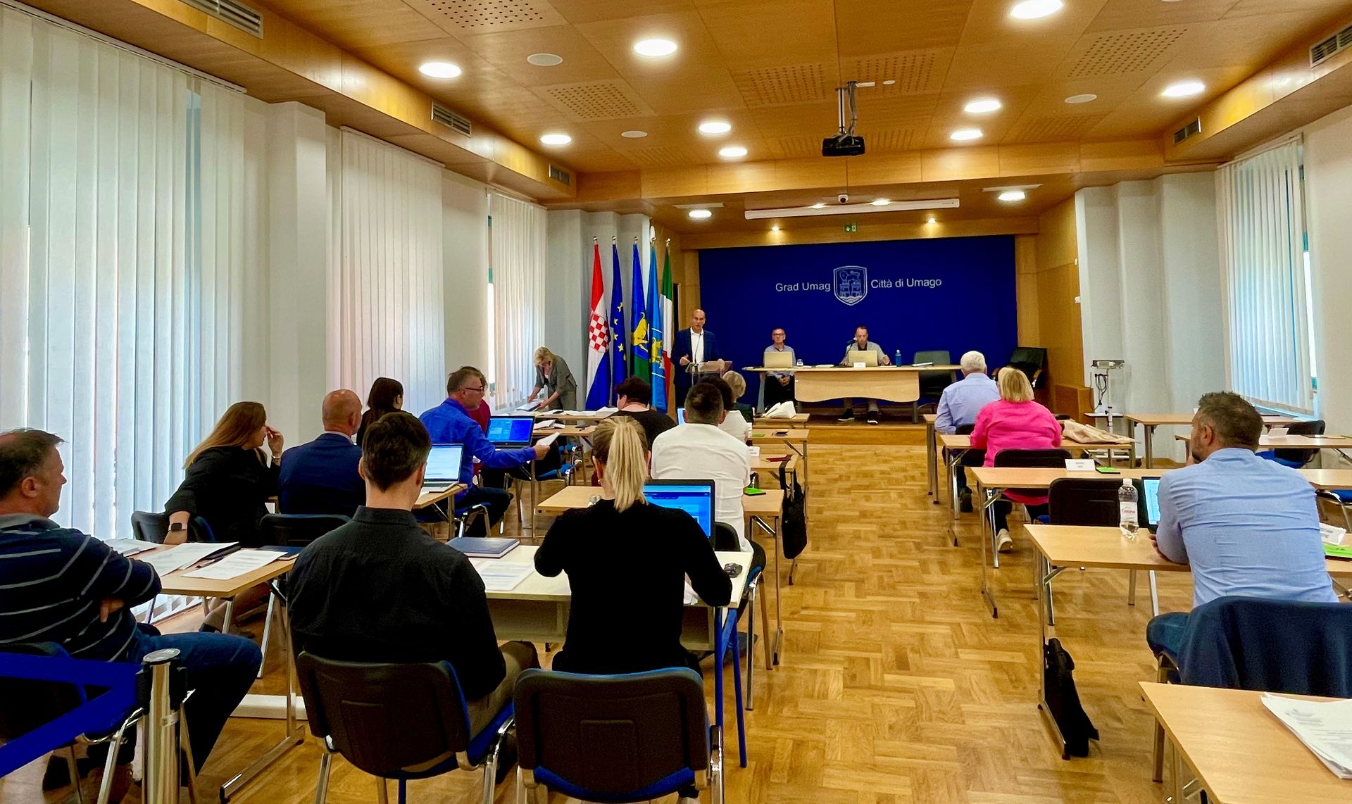 Rebalansom Proračuna Grada Umaga osiguran daljnji razvoj grada DIO OPORBE NAPUSTIO SJEDNICU