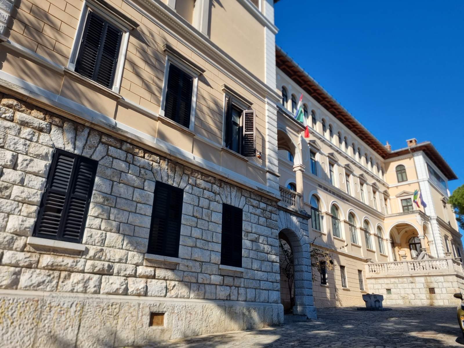ROVINJ Srednja škola Zvane Črnje poziva osmaše i njihove roditelje na Dan otvorenih vrata