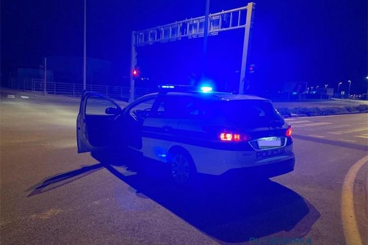 Rovinj: Izazvao prometnu nesreću pa utvrđeno da je vozio pijan i pod utjecajem droge