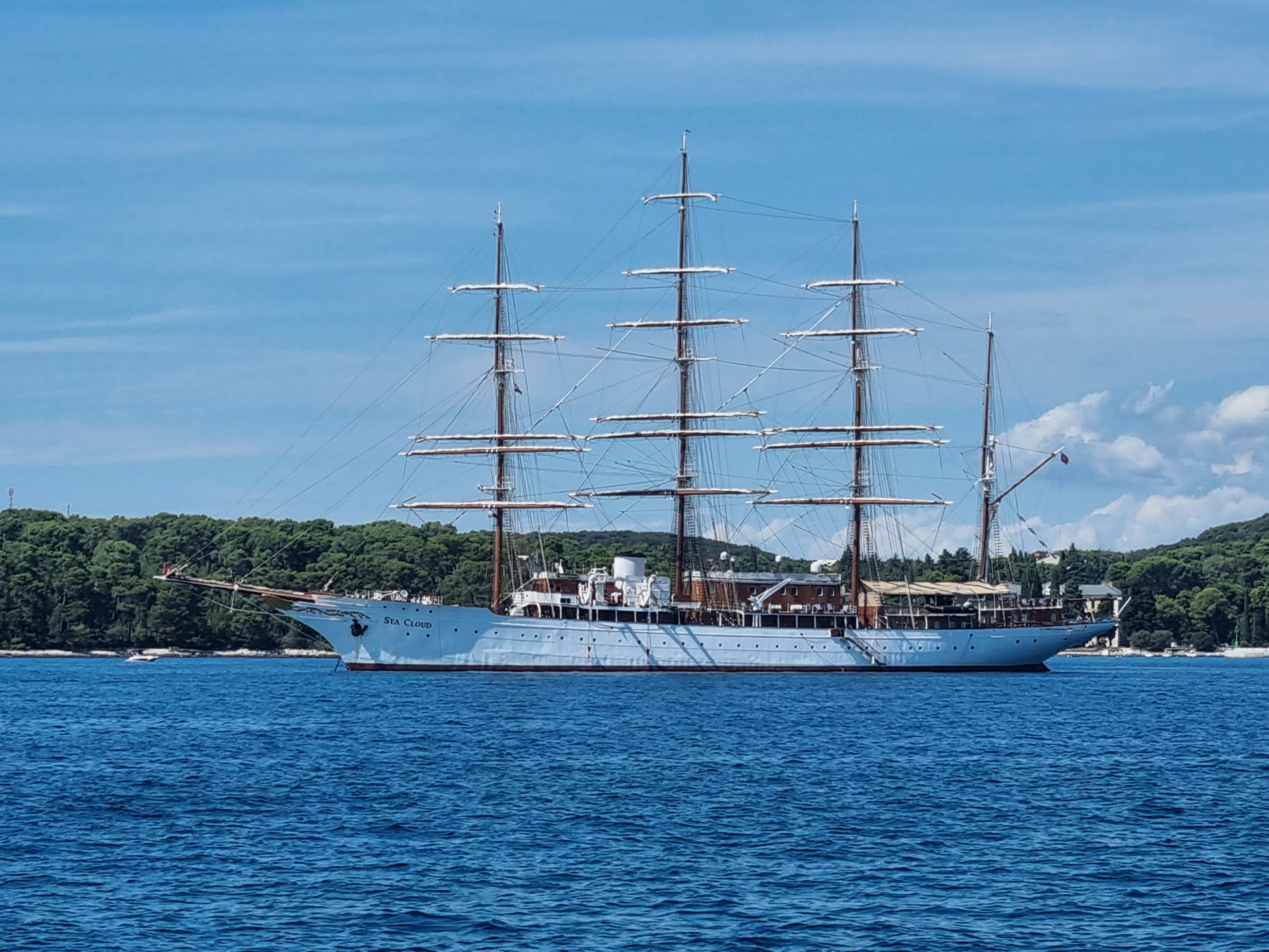 NAJSTARIJI AKTIVNI KRUZER Rovinj posjetio jedan od najljepših jedrenjaka svijeta, očarao i Roosevelta