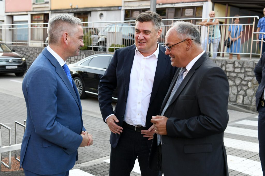 Milanović u Buzetu: Uzalud svi euri ako narod osjeća da je vlast nepoštena i da se krade