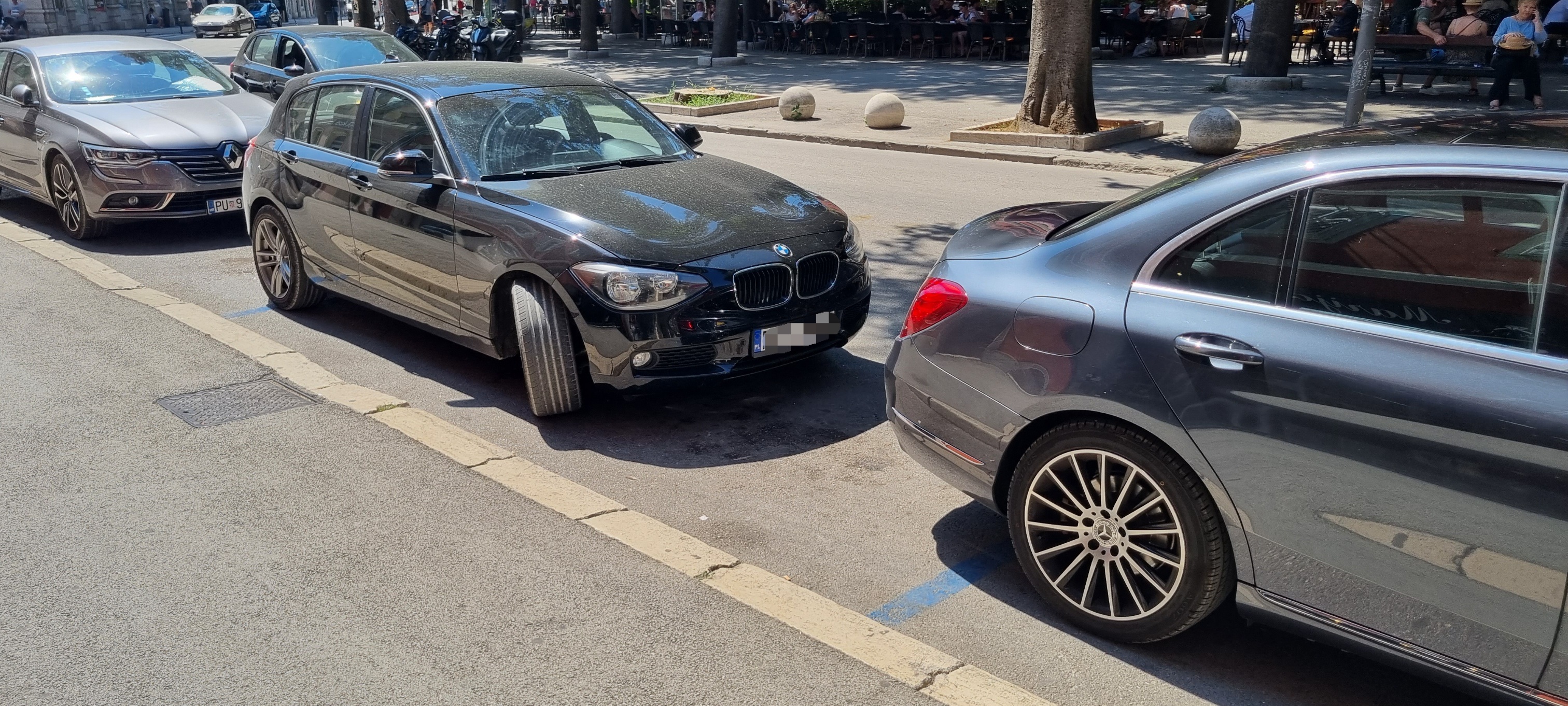 JE LI TO MOGUĆE? Pula parking domaćima naplaćuje kazne, a strancima ne?!