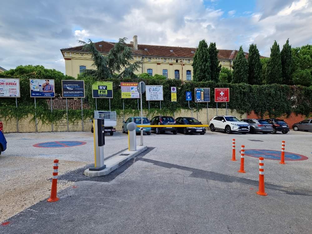ROVINJ Parking iza autobusnog kolodvora od danas otvoren samo za one sa važećim parkirališnim kartama