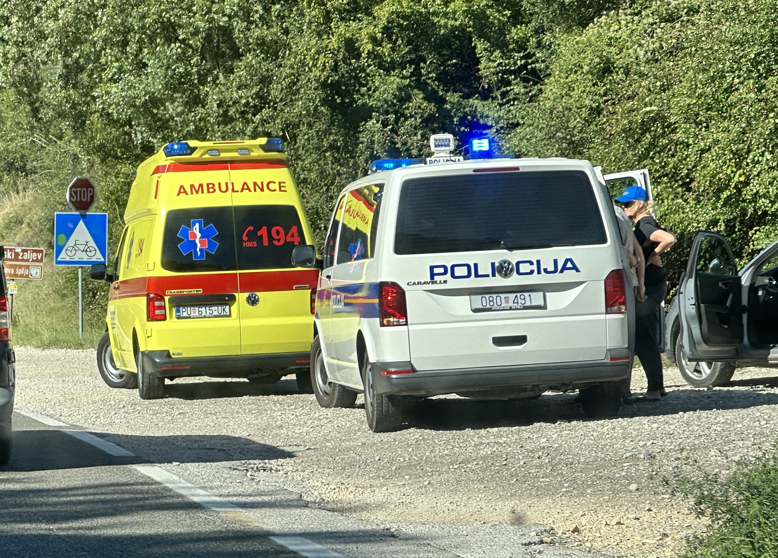 Prometna nesreća na Limskom kanalu BICIKLIST SLETIO S CESTE