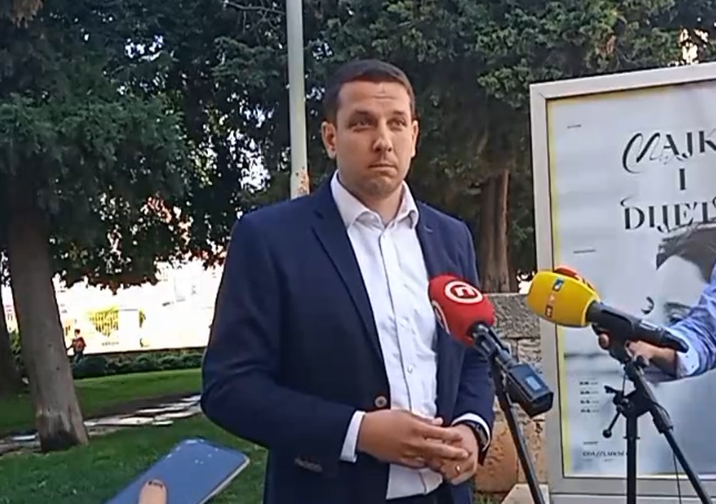LEROTIĆ TRAŽI OSTAVKU ZORIČIĆA! 'Bolje da izgubimo tri mjeseca do novih izbora nego da gledamo ovu tugu još 20 mjeseci'