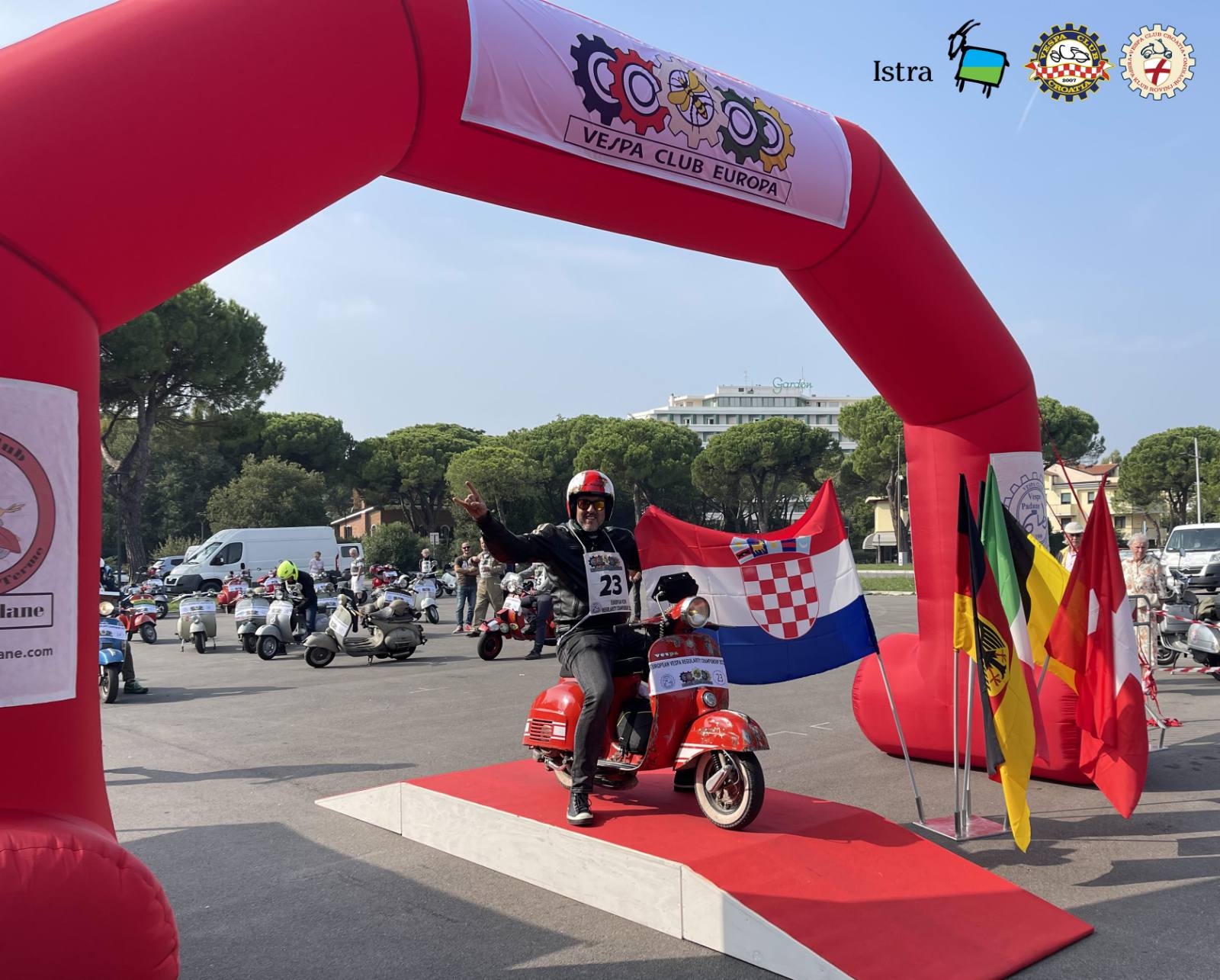 OVOG VIKENDA! U Rovinju se održava 'Europsko Vespa prvenstvo u preciznoj vožnji 2023'