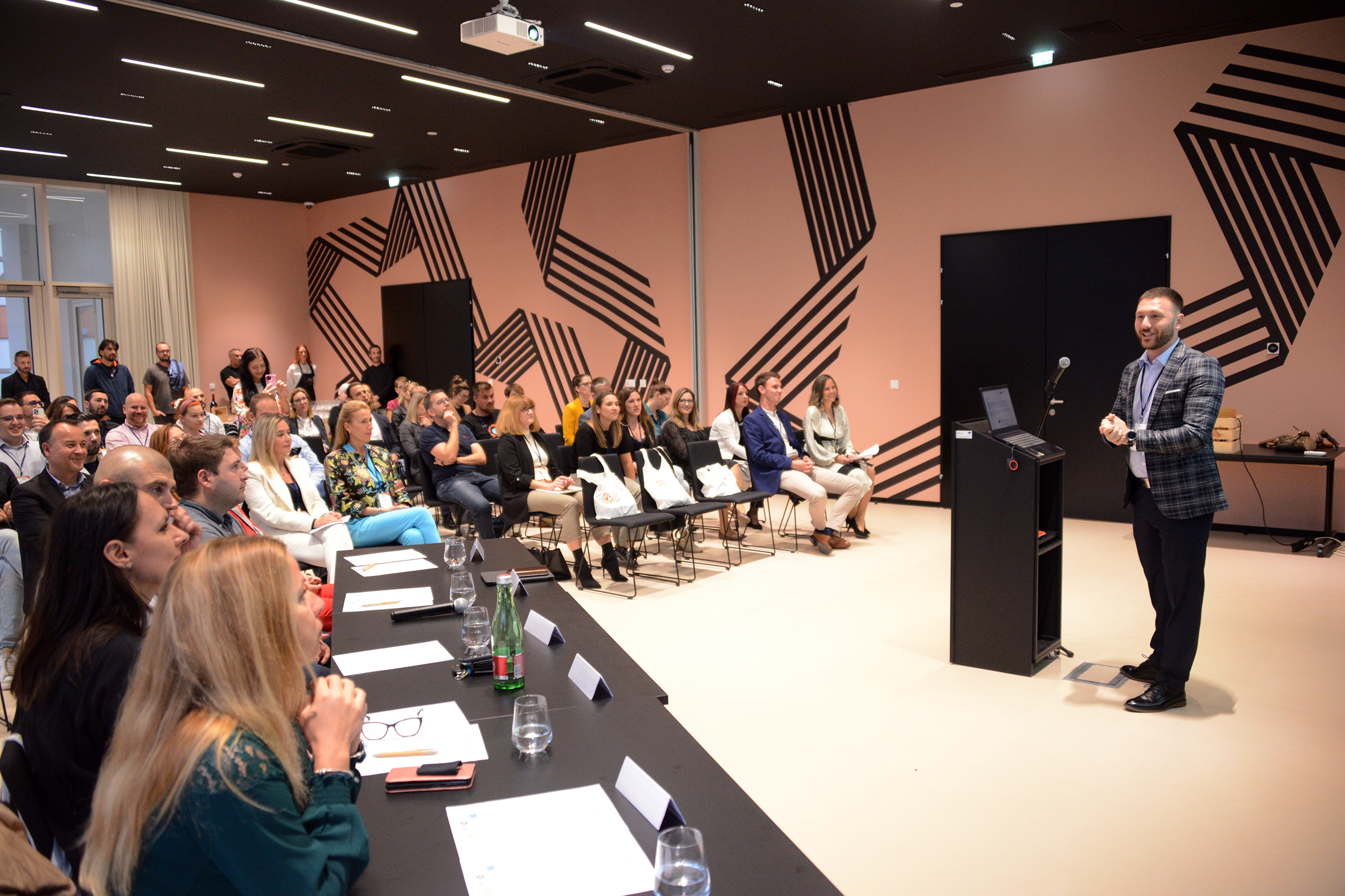 COWORKING PULA Dodijeljene su nagrade najboljim poduzetničkim idejama