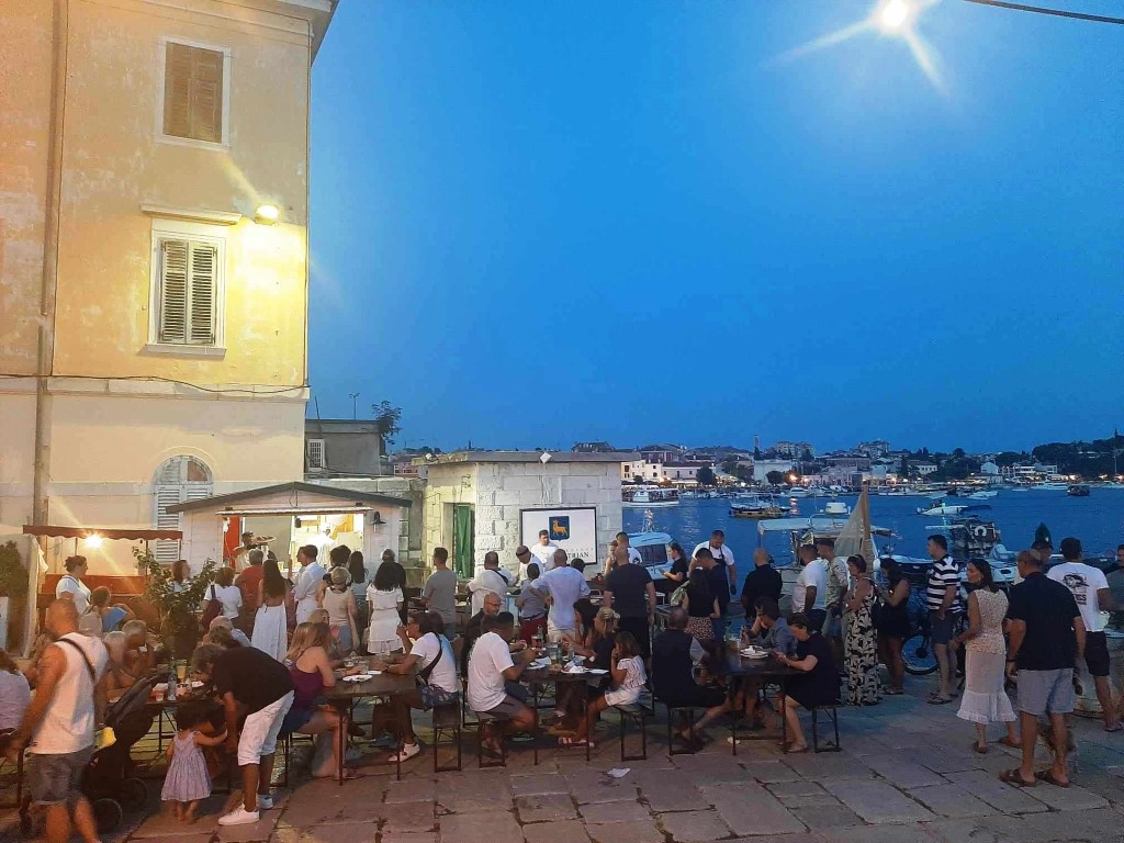 IZ MORA NA GRADELE Rovinjska tuna zvijezda je nove manifestacije ...