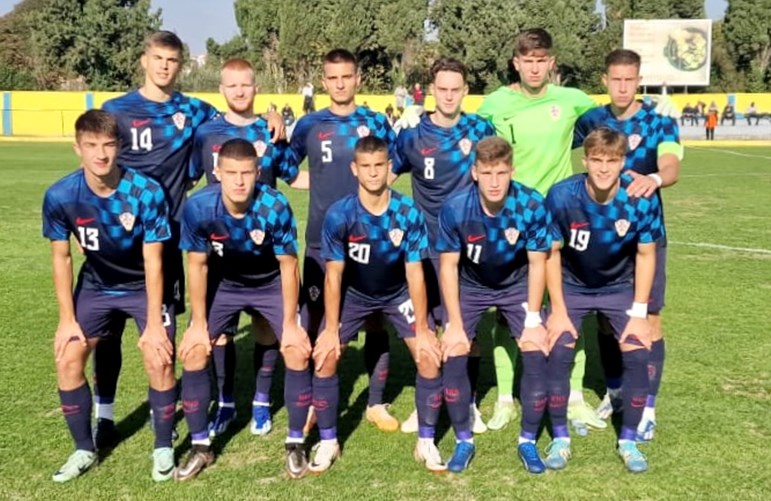 Mladi Vatreni na rovinjskoj Valbruni stigli do važne pobjede protiv Armenije