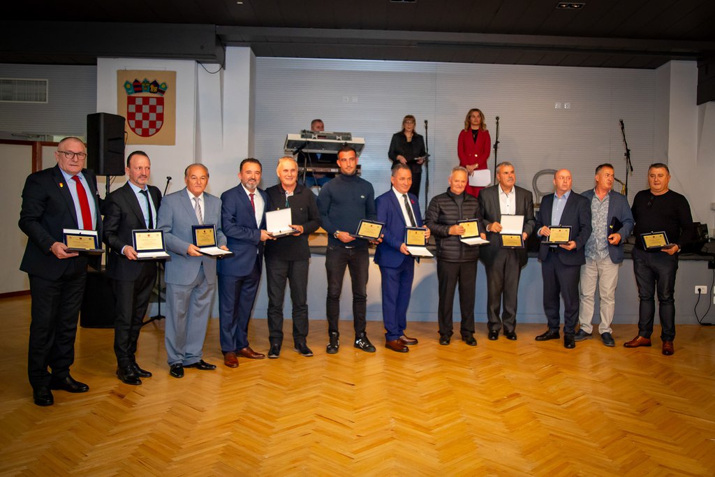 U Puli svečano obilježena 111. godišnjica neovisnosti Albanije i Dana albanske zastave