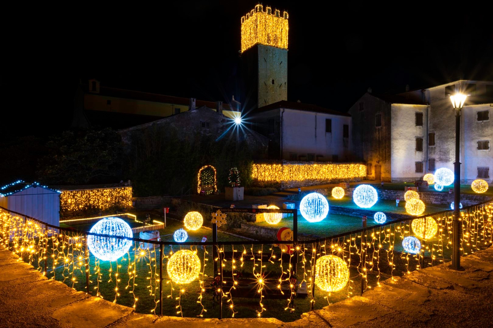 IZBOR ZA NAJLJEPŠI HRVATSKI ADVENT Glasajte za pet istarskih gradova i općina