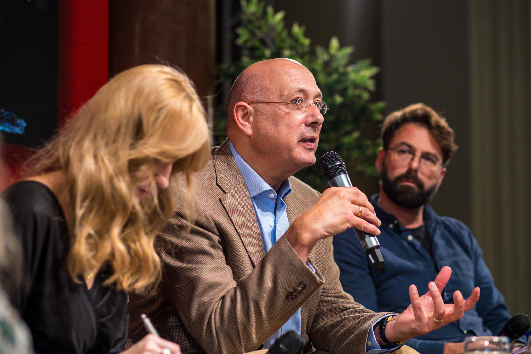 Rob_Riemen_Ivana_Ostojčić_Andrea_Matošević_Sanjam_knjige_u_Istri_snimio_Manuel_Angelini.jpg