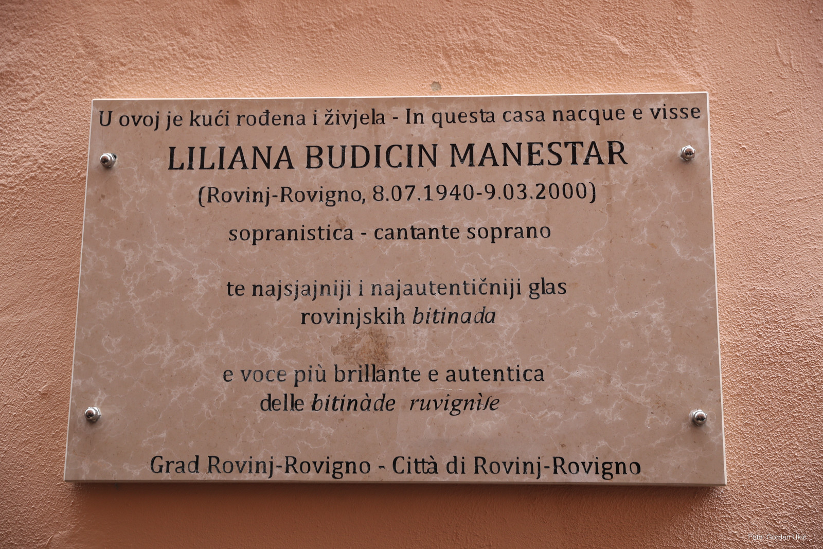 budicin-manestar_liliana_spomen_ploca.jpg