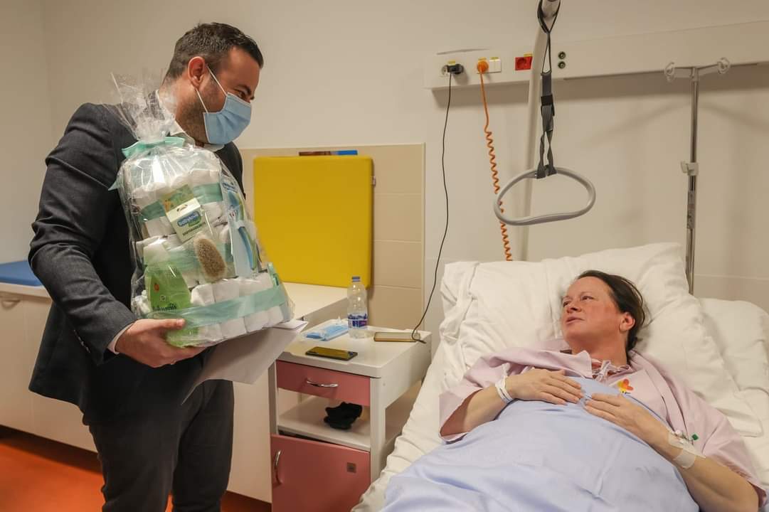 Prve bebe rođene 2024. u OB Pula su blizanci Sole i Roko