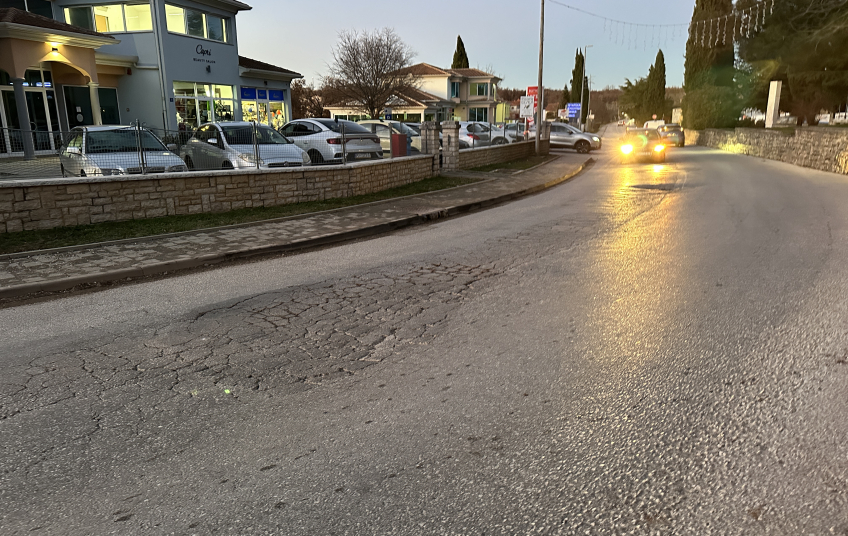 DOBRE VIJESTI! Nakon brojinih pritužbi građana, u Žminju započinje sanacija kolnika