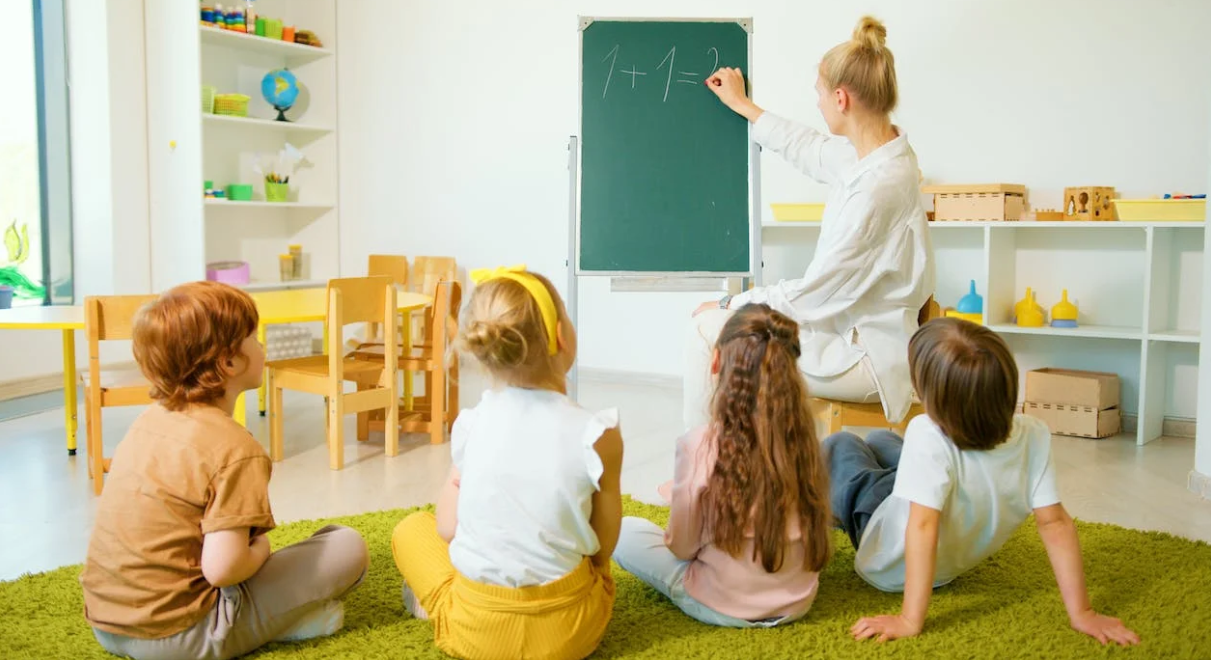 MZO: Svim učiteljima nakon uredbe rastu plaće prosječno od 216 do 345 eura