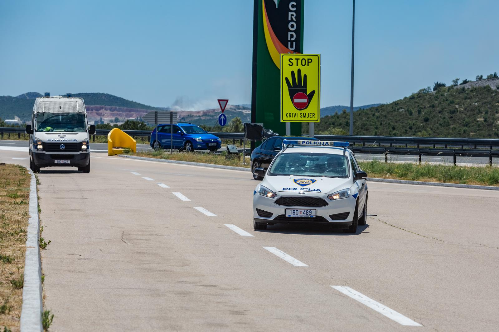 PREDOZIRALA SE? Žena iz Pule pronađena mrtva u autobusu nedaleko Gospića 