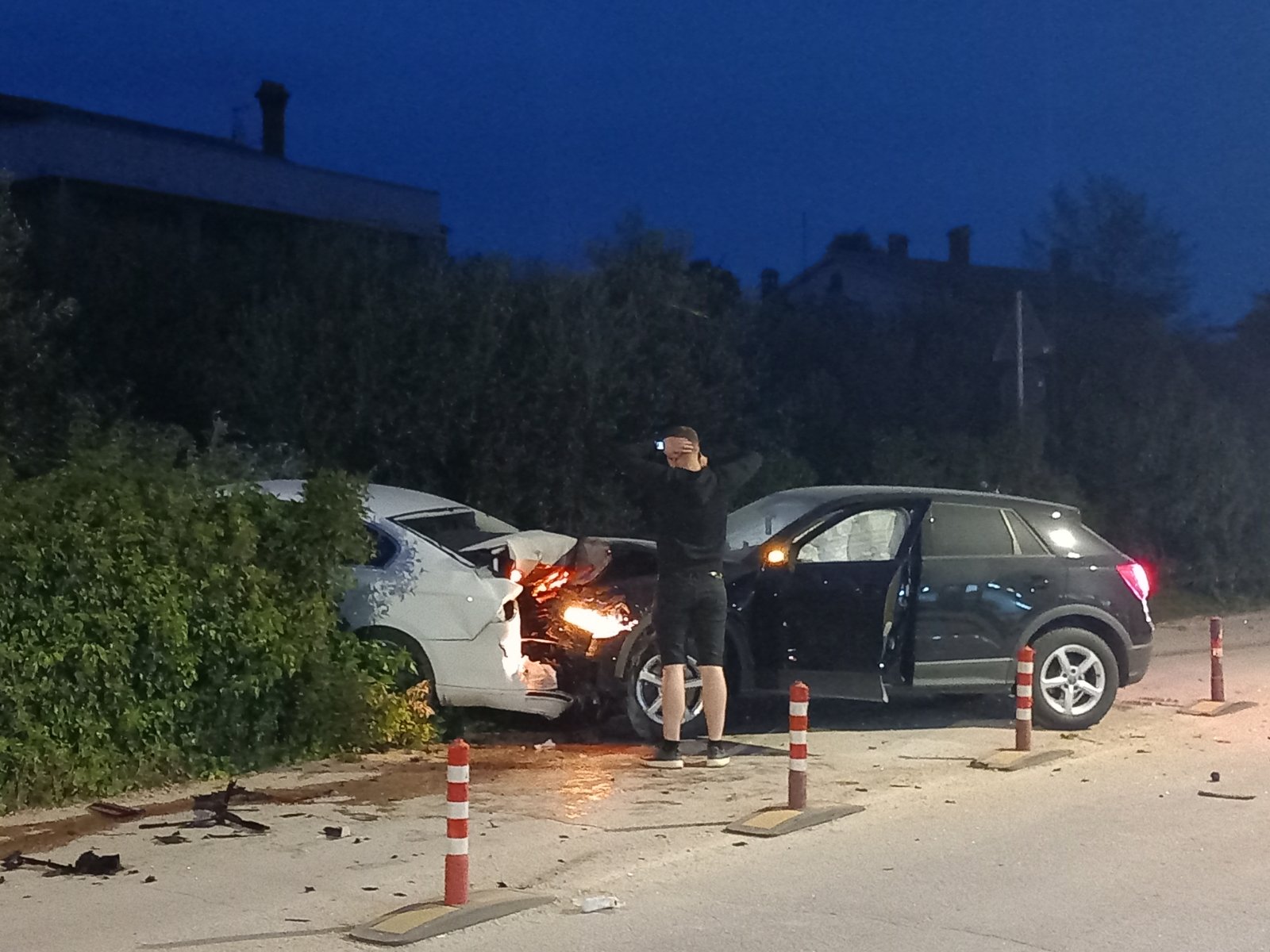 NESREĆA KOD POREČA Sudarila se dva automobila, na teren upućena hitna medicinska pomoć