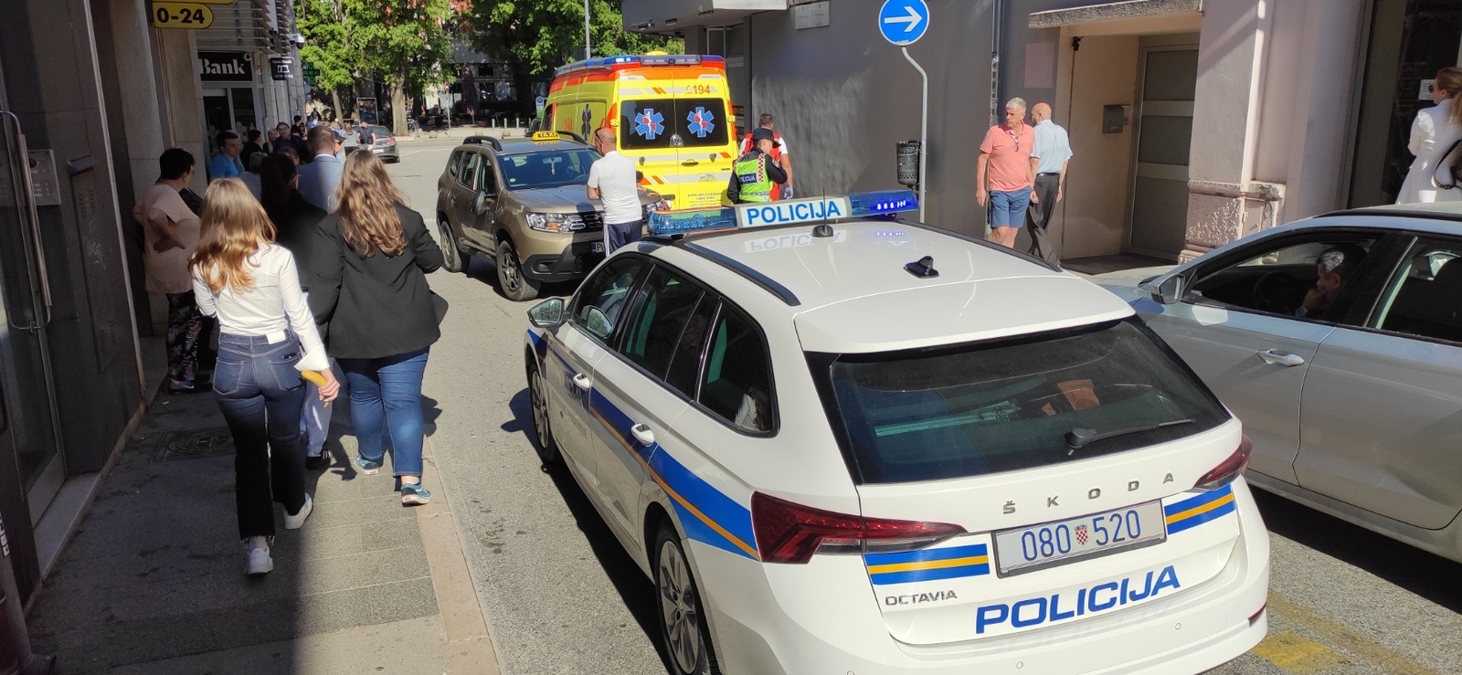 U centru Pule teško ozlijeđen poznati ugostitelj PREVEZEN U BOLNICU!