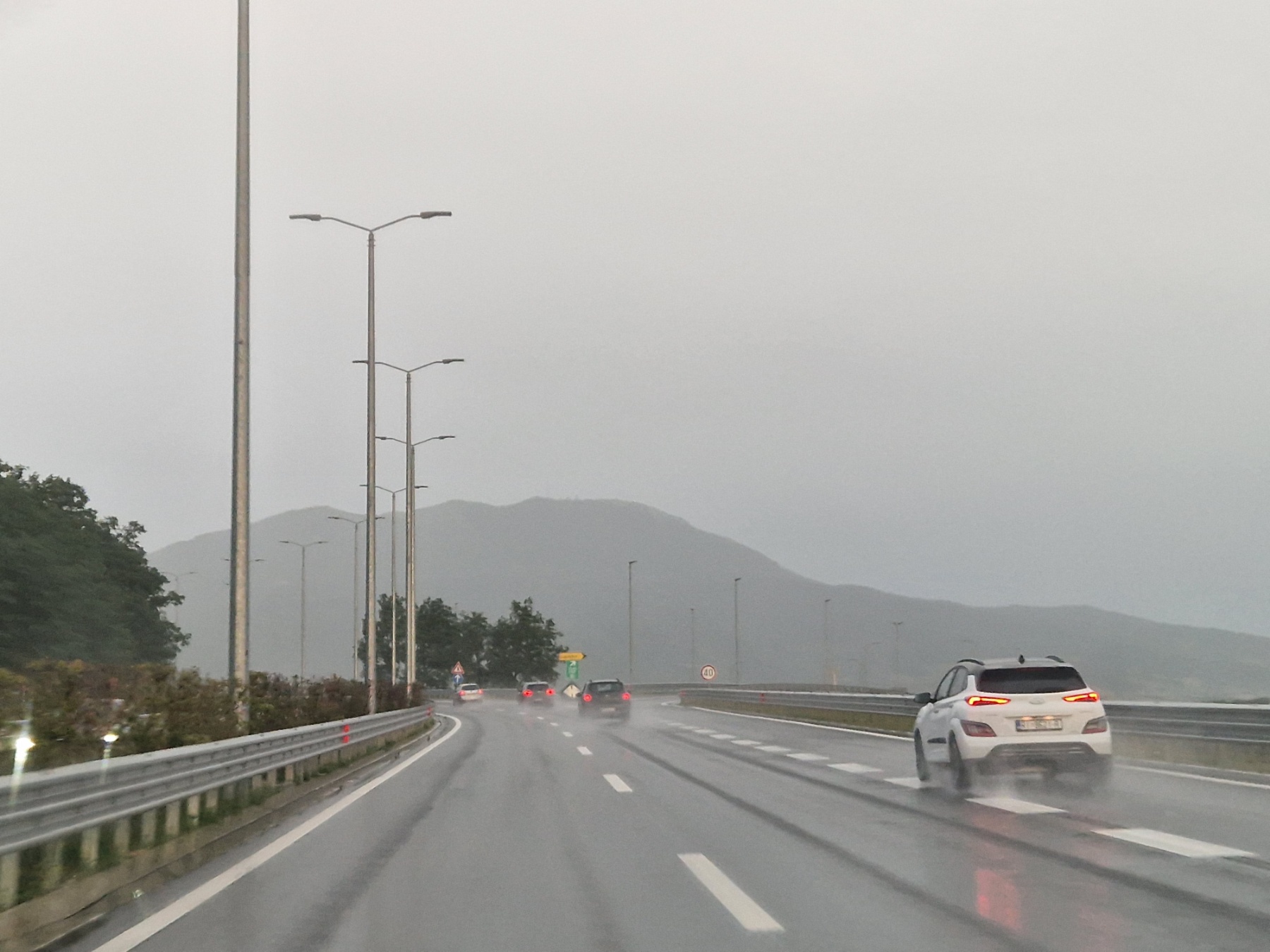 Sutra jače oluje u regiji, period nestabilnog vremena će potrajati...