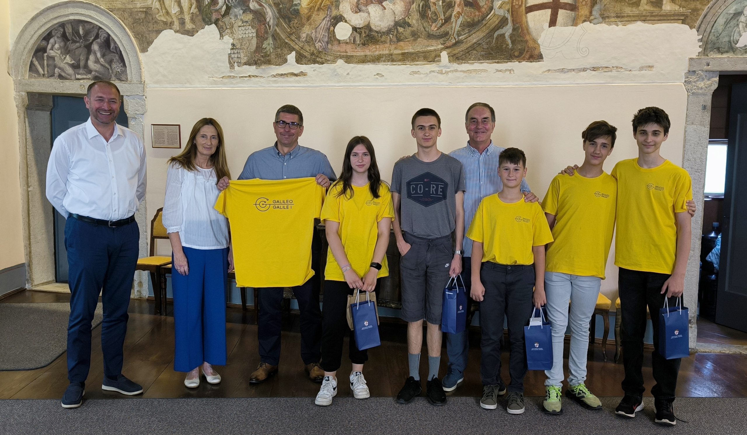 Gradonačelnik Rovinja primio vrijedne učenike Udruge Galileo Galilei POBJEDNIKE NATJECANJA GENERACIJA NOW