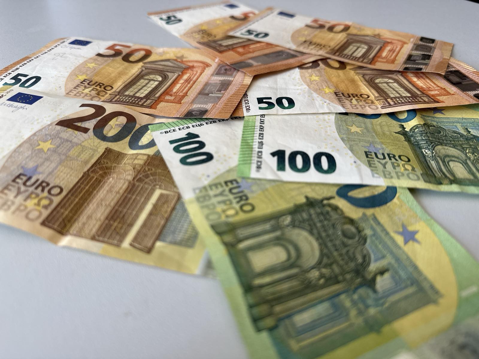 SKUPO GA JE KOŠTALO! Muškarac dogovarao online kredit, a onda ostao bez nekoliko tisuća eura