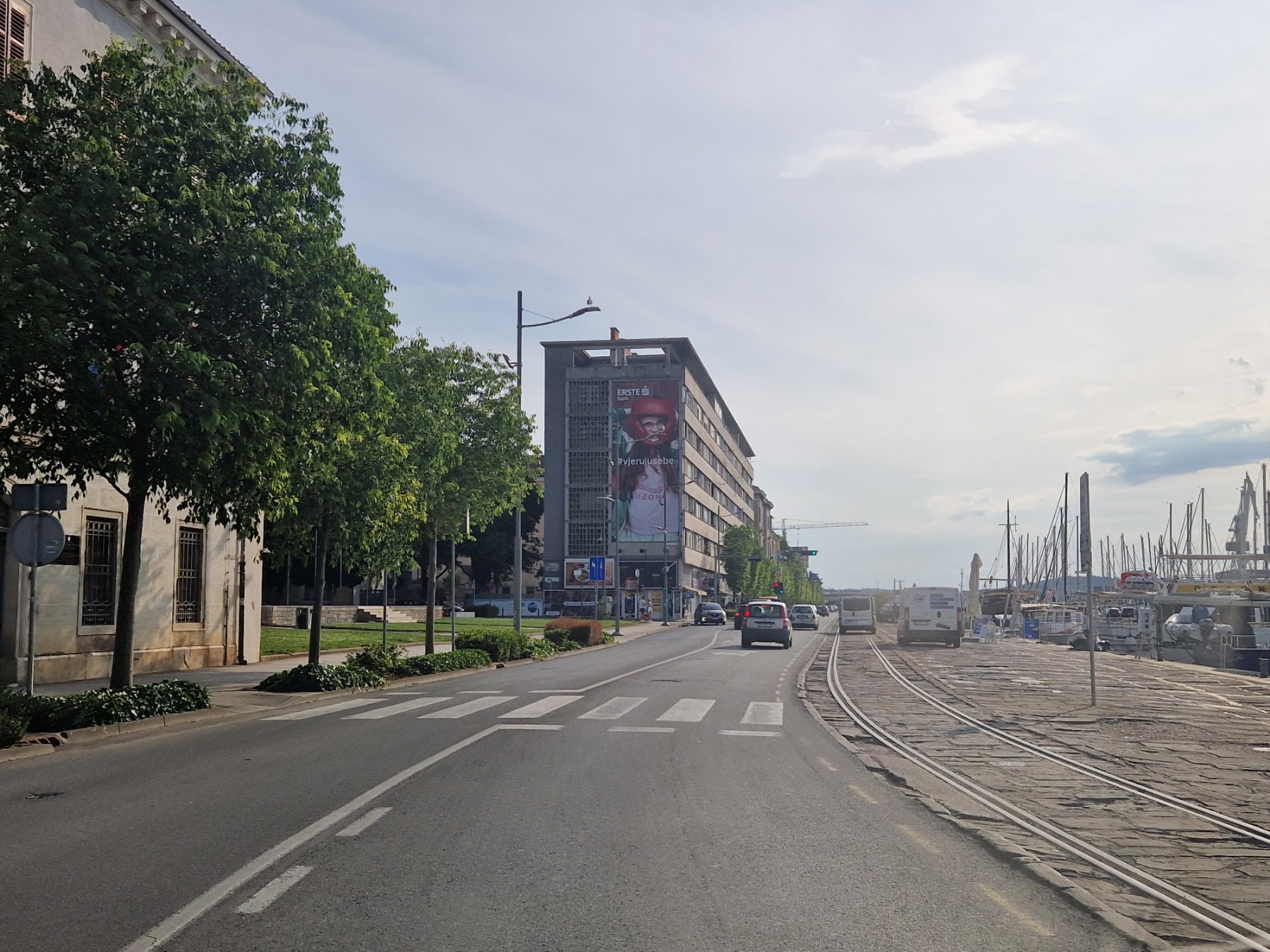 Muškarac u Puli fizički napao prometnog redara