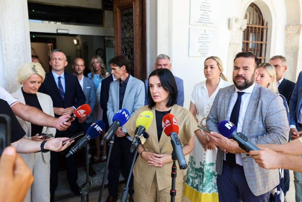 Ministrica o zagađenju zraka u Puli: Ponovno će se aktivirati mjerenja SO2 na mjernoj postaji Fižela