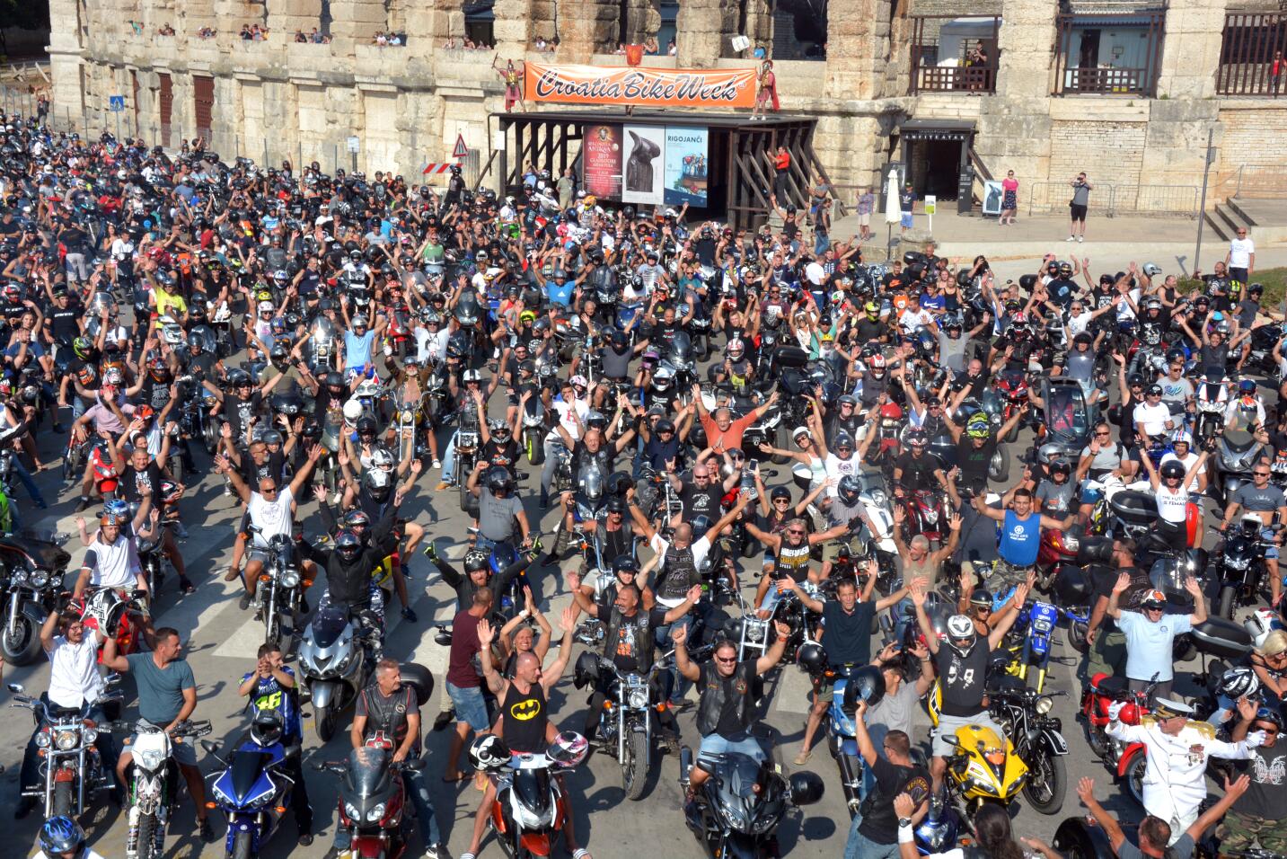 OPREZNO U PROMETU! Ovog se vikenda u Puli održava 27. Croatia Bike Week i tradicionalni defile motorista