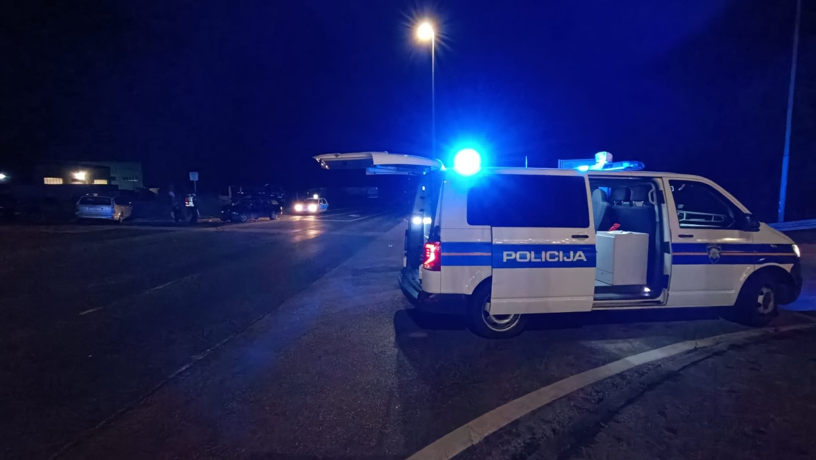 POTJERA PO PULI Pijan bježao policiji pa pao s motora