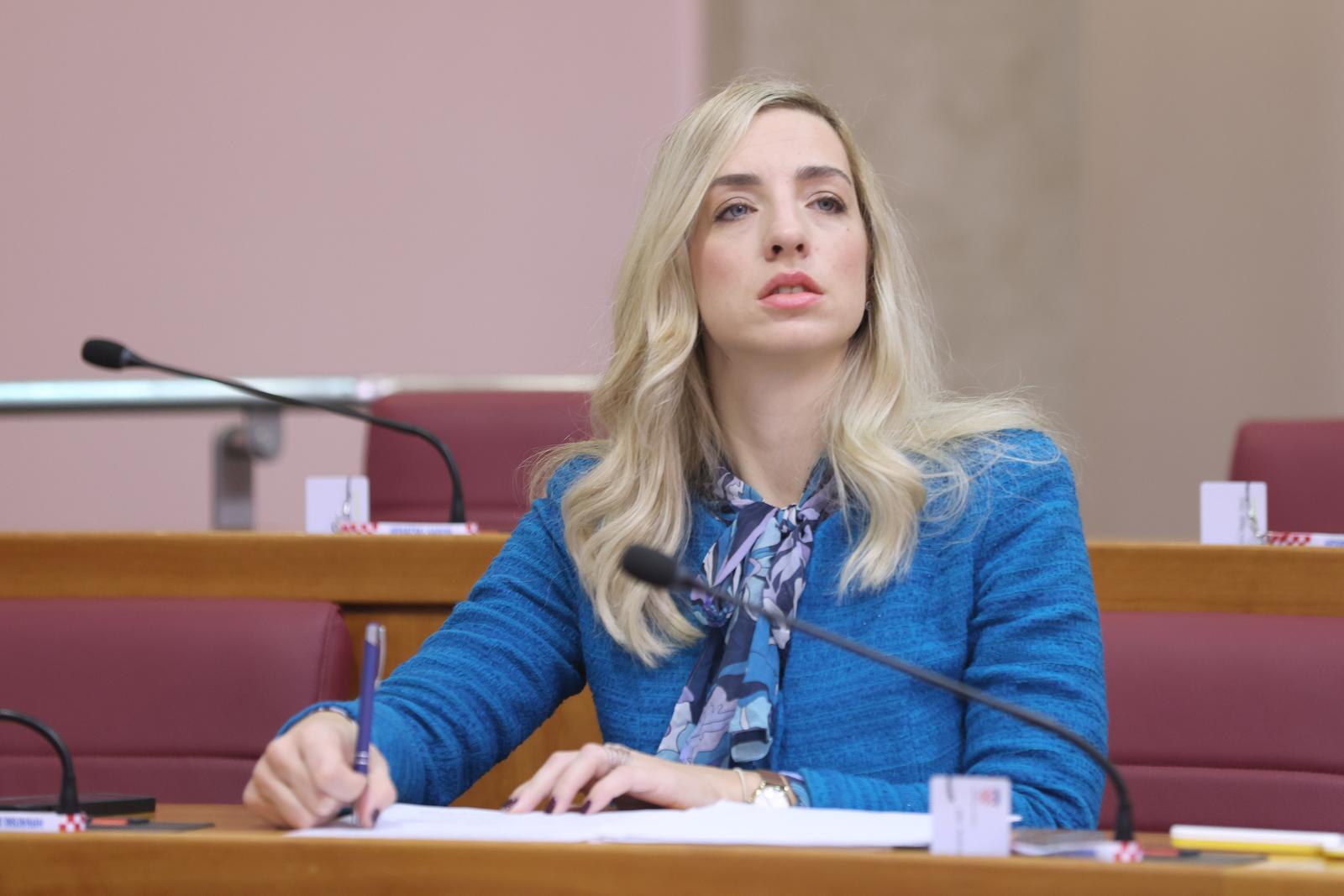 Sanja Radolović u saboru: Premijer Plenković u travnju je rekao kako neće uvesti porez na nekretnine!