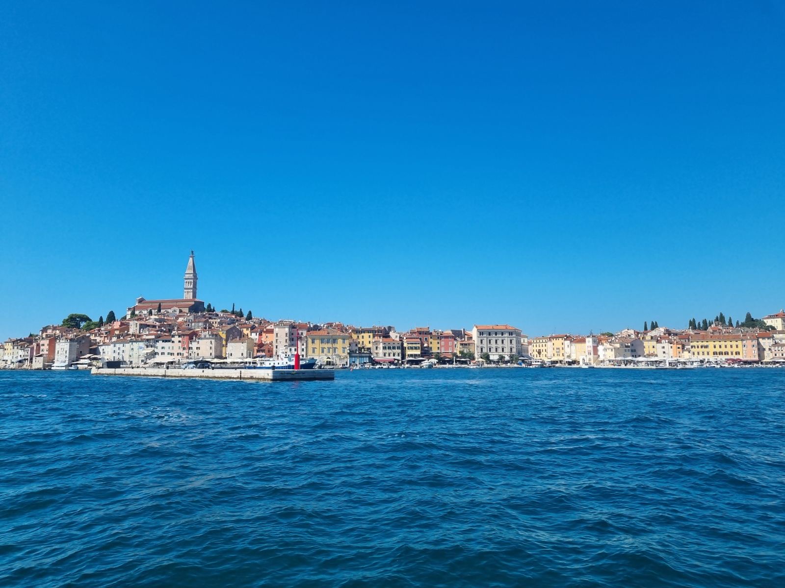 Rovinj: U ponedjeljak kreću radovi na održavanju slivnih rešetki na Trgu Matteotti