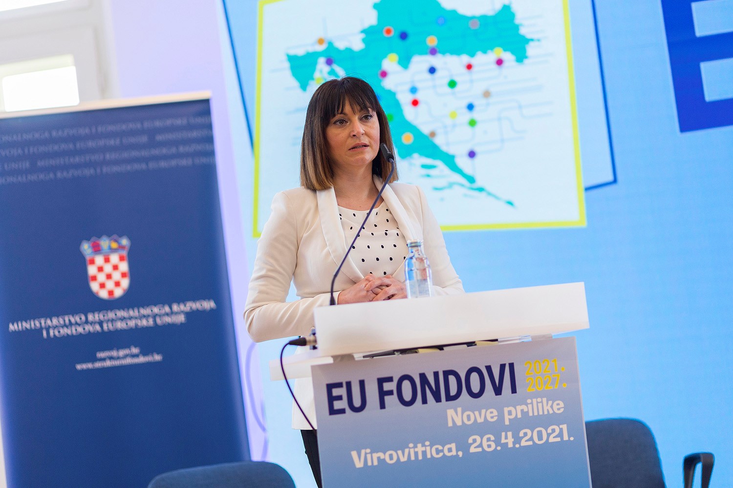 Tramišak_ministrica.jpg