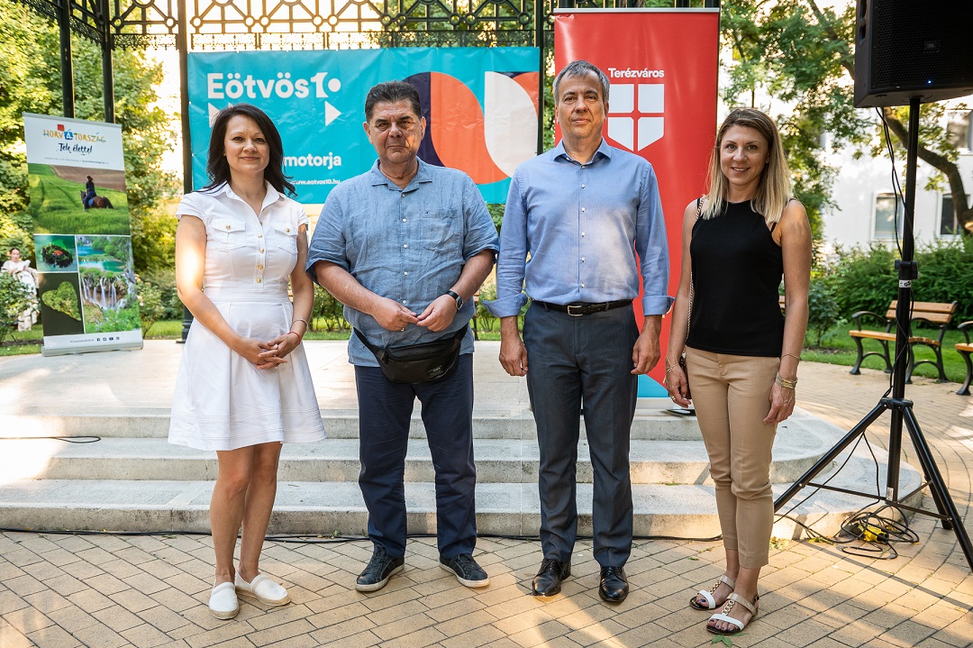 Tünde_Hunyadkürti_šefica_kabineta_dogradonačelnika_Vlp.RH_u_Mađarskoj_Mladen_Andrlić_Lajos_Oláhzastupnik_u_mađarskom_Parlamentu_i_Ivana_Herceg.jpg