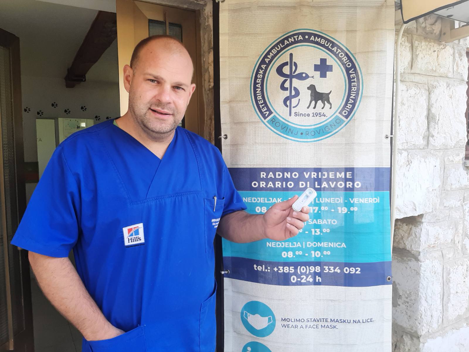 hrvojelabura-parvovirus.jpg